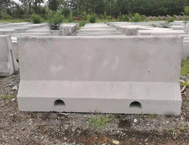 200×93水泥墩