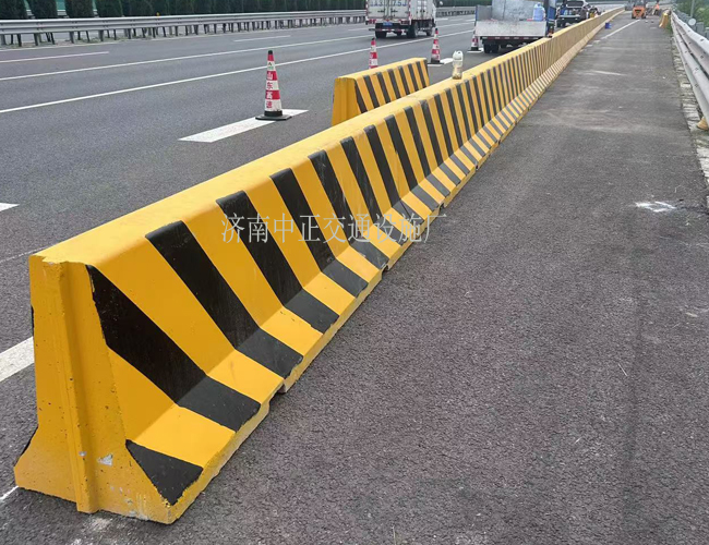 3×80水泥墩