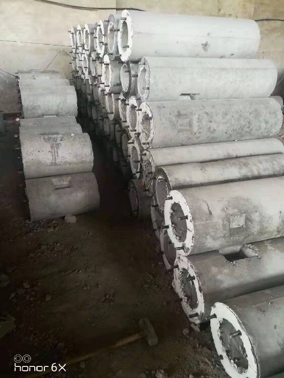 光伏预制水泥墩厂家_路灯基础预制结构_路灯基础预制施工方法