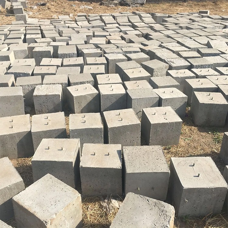 混凝土光伏水泥墩_预制钢结构基础墩模具_混凝土基础墩模具使用方法