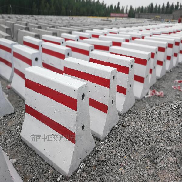烟台_285002_市政用隔离墩实力厂家供应参_版本4